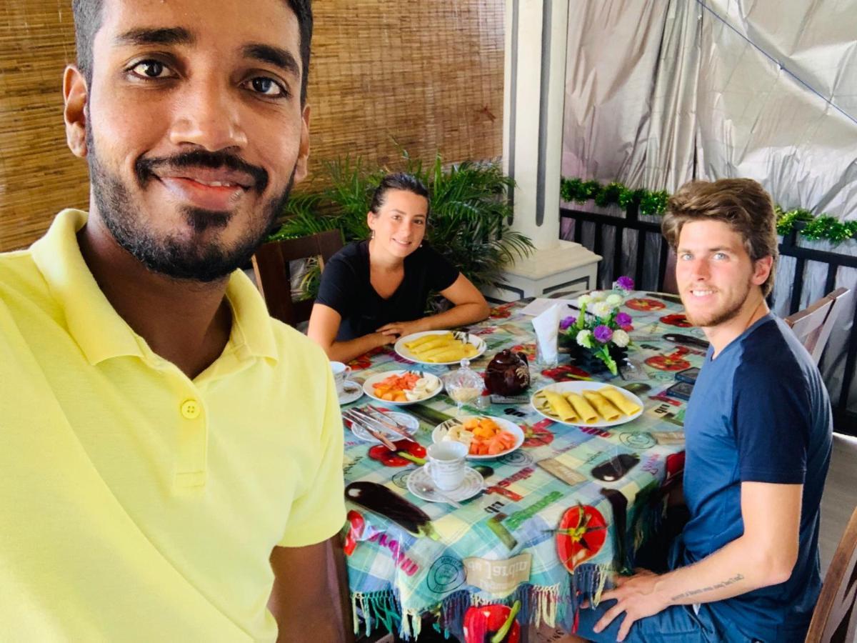Rodrigo'S Villa & Restaurant เนกอมโบ ภายนอก รูปภาพ